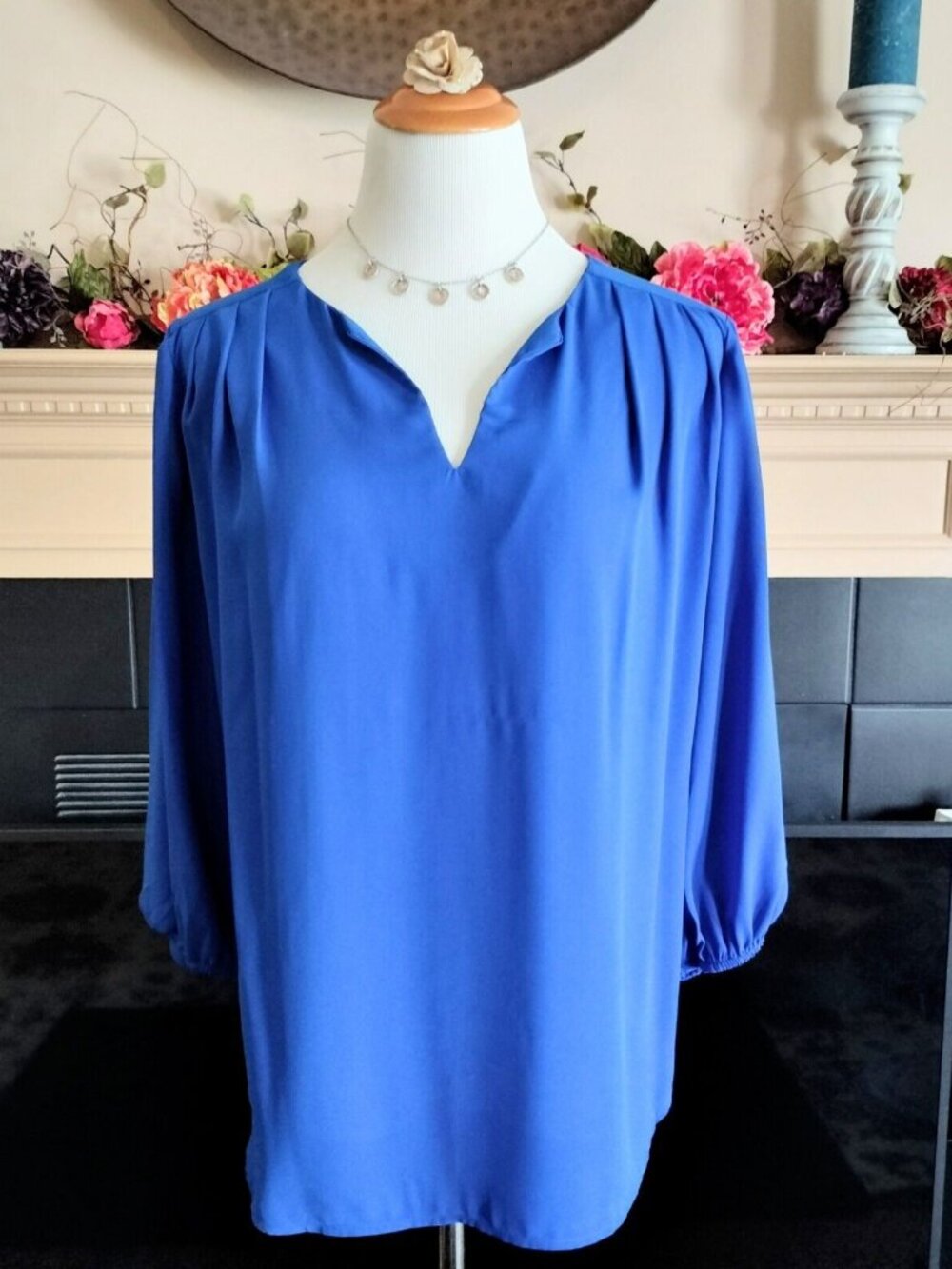 Pleione Deep Blue Blouse Top L V-Neck 3/4 Sleeve Elastic Cuffs Pleats Slipover